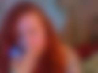 Live cam show with Elsiee - Oil on crypto-cams