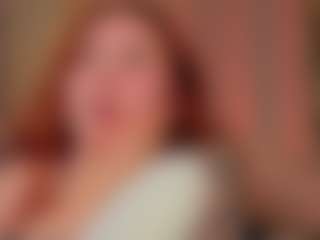 Live cam show with Elsiee - Solo on AdultVida.com