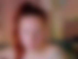 Live cam show with Elsiee - Oil on x69.live