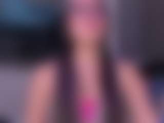 Live cam show with princesstina06 - Athletic on AdultVida.com