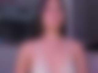 Live cam show with princesstina06 - Bitch on Camsoda