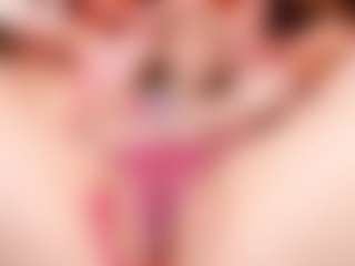 Live cam show with Ayla-Diaz - Double Penetration on Hubzter Live