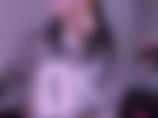Live cam show with kittymiauu444 - Facial on Free Soda