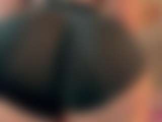 ZULEYKA SANTIAGO's Live Sex Cam Show