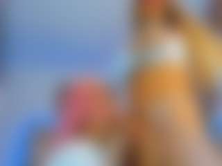 sexycouplebitches's Live Sex Cam Show