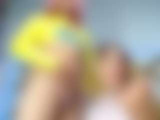 Live cam show with sexycouplebitches - Self Suck on Camsoda