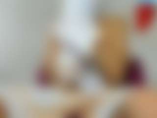 andyloverhuge's Live Sex Cam Show