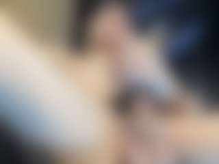 andyloverhuge's Live Sex Cam Show