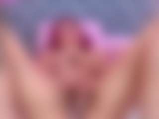 Live cam show with LiaTeylor - Tiny Tits on TastyBlacksLive