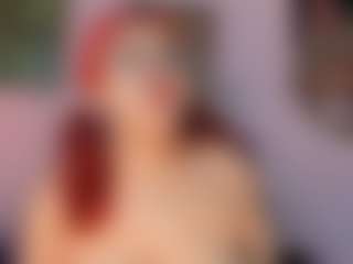 Live cam show with Maddy Jhonsson - Suck on milfzrlive.com