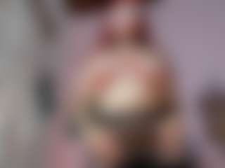 Maddy Jhonsson's Live Sex Cam Show