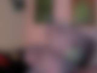 Live cam show with Maddy Jhonsson - Red Hair on studioflirtlive.com
