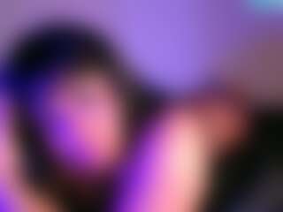 crystalcleo's Live Sex Cam Show