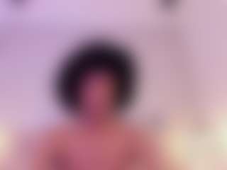 Live cam show with Johan-gz - Latino on Camsoda