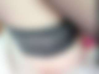LilCandy18's Live Sex Cam Show
