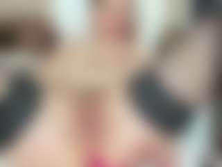 LilCandy18's Live Sex Cam Show