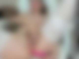LilCandy18's Live Sex Cam Show