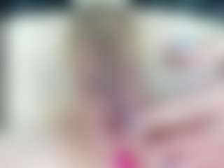 LilCandy18's Live Sex Cam Show
