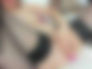 LilCandy18's Live Sex Cam Show