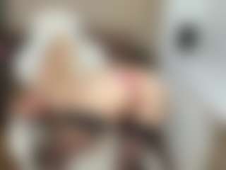 LilCandy18's Live Sex Cam Show