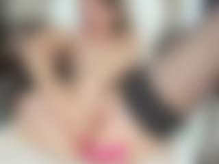 LilCandy18's Live Sex Cam Show