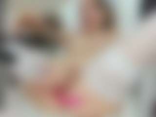 LilCandy18's Live Sex Cam Show