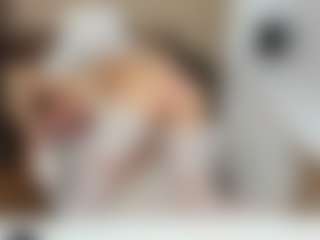 LilCandy18's Live Sex Cam Show