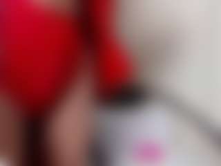 Live cam show with Mia-scarlet - Moaning on Camsoda