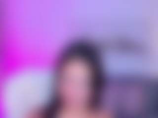 Live cam show with zharaa-fox - Upskirt on Fit Hotties