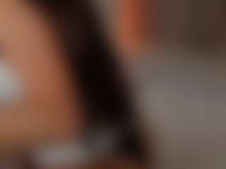 Live cam show with JellyLittlePiee - Sexwebcam Brown Hair on Dolls Live