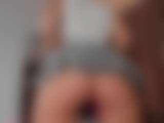 JellyLittlePiee's Live Sex Cam Show