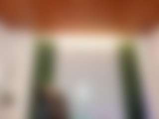 Live cam show with Venus-Cooper - Blonde Hair on MyBangCams