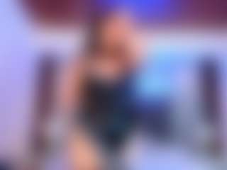 Live cam show with Venus-Cooper - Mature on Soda Cam
