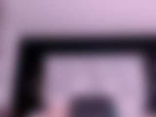 Live cam show with Venus-Cooper - Middle Aged on Milfs Live