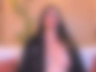 Live cam show with Venus-Cooper - Public Curvy on sexylive.show