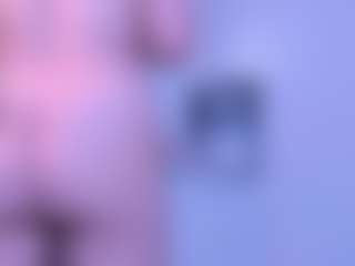 Live cam show with Venus-Cooper - Blonde Hair Middle Aged on CamSodaAdn