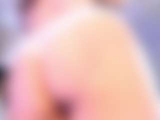 Live cam show with Venus-Cooper - Cum Mature on TeamSkeetLive
