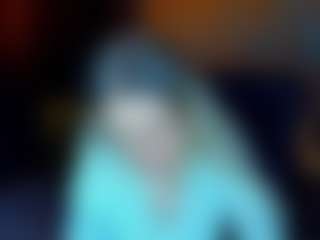 Live cam show with AnnaSnow99 - Gray Eyes on Strip Flash - Live Sex Shows