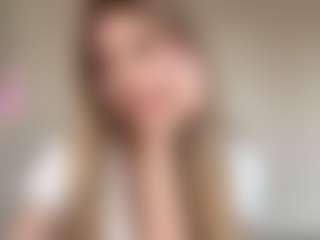 Chloe Show's Live Sex Cam Show