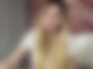 Chloe Show's Live Sex Cam Show
