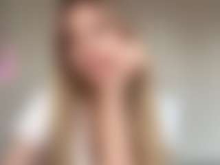 Chloe Show's Live Sex Cam Show