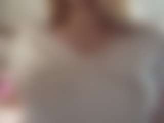 Chloe Show's Live Sex Cam Show