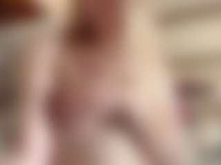 Chloe Show's Live Sex Cam Show