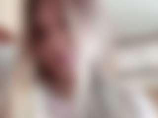 Chloe Show's Live Sex Cam Show