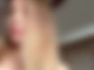 Chloe Show's Live Sex Cam Show