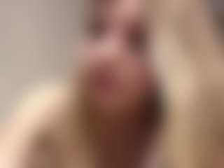 Chloe Show's Live Sex Cam Show