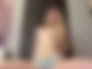 Chloe Show's Live Sex Cam Show