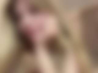 Chloe Show's Live Sex Cam Show