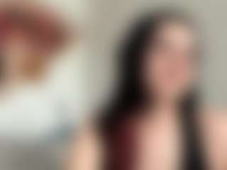 Emy-BLOOM's Live Sex Cam Show