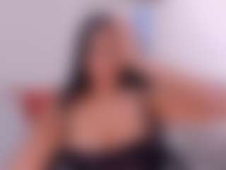 Natalie Lewis's Live Sex Cam Show